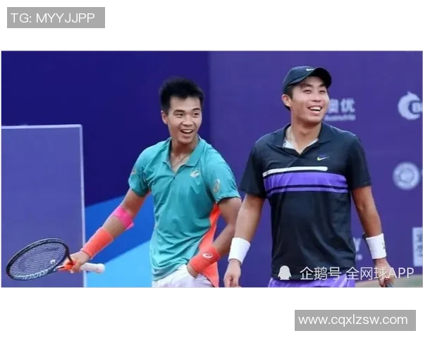 赛后分析南京网球队与广州网球队的默契配合与战术执行情况