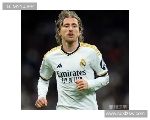 巅峰时期退役的足球明星们如何影响了足球历史与未来发展